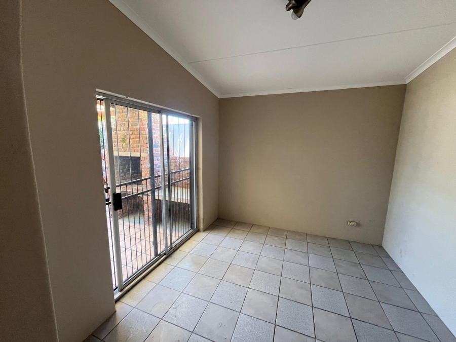 3 Bedroom Property for Sale in Greenfields Eastern Cape